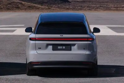 Lixiang i8